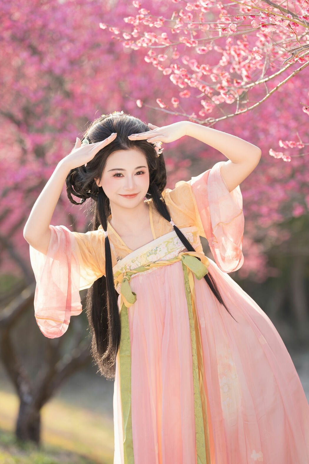 YiTuYu艺图语 Vol.8769 Shu Shu Jiang (32P)