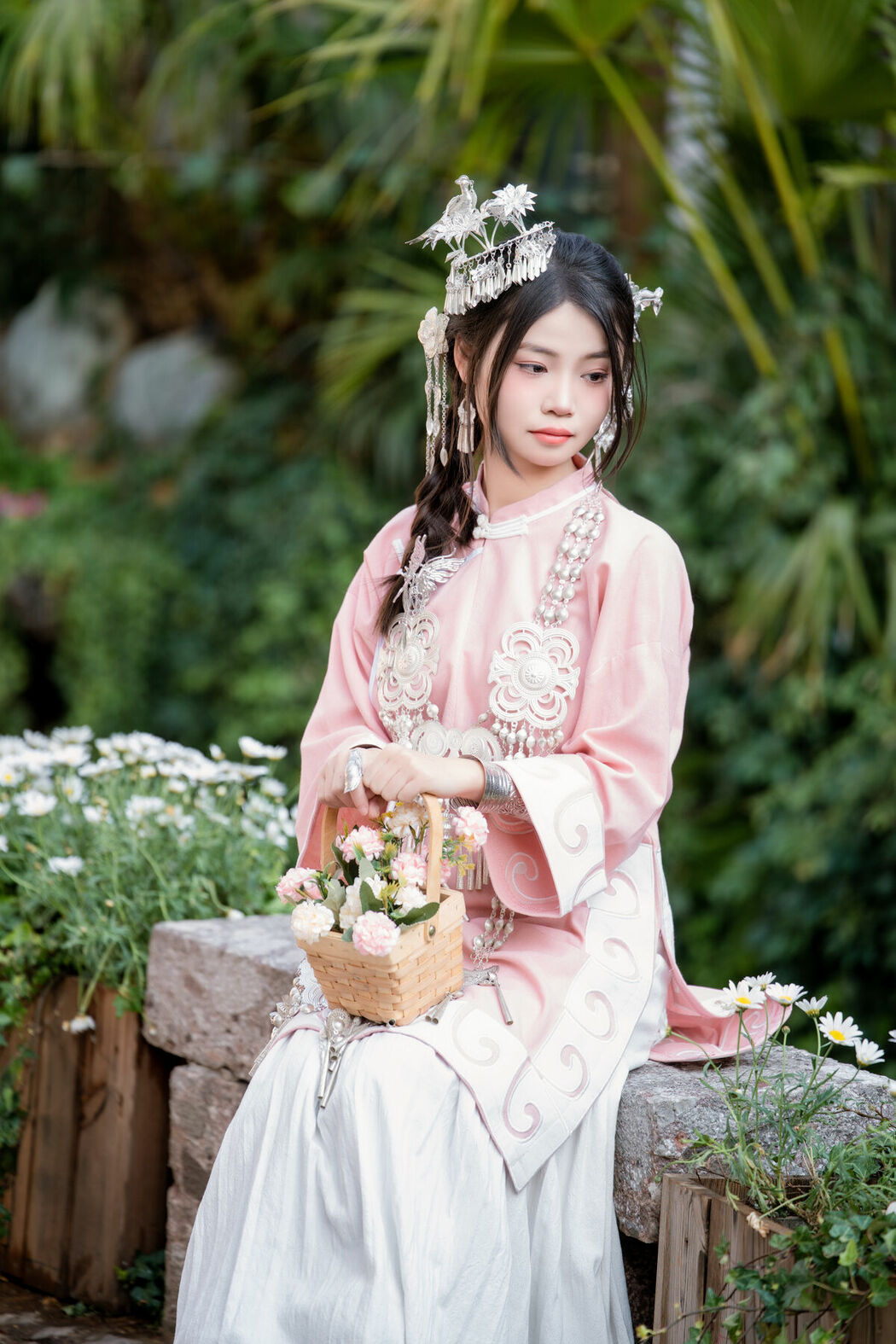 YiTuYu艺图语 Vol.8795 Yang Min Ting (15P)