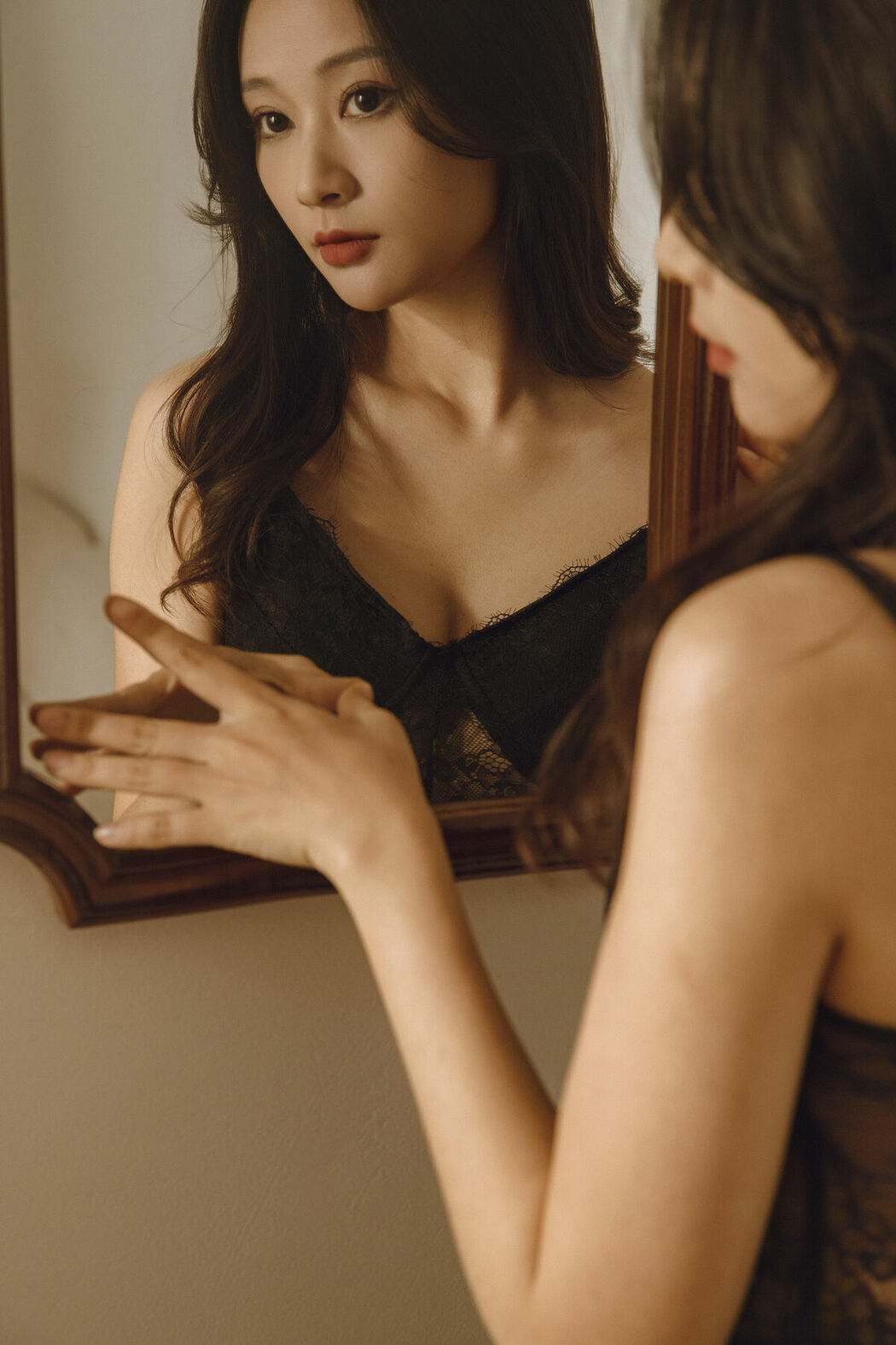 YiTuYu艺图语 Vol.8797 Cheng Zi (22P)