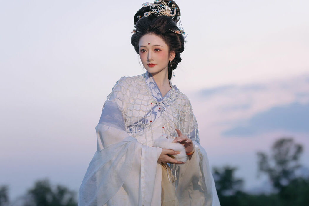 YiTuYu艺图语 Vol.8771 Chi Yan Zai Zhe Li (22P)