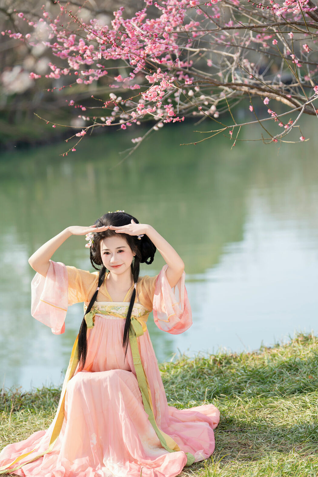 YiTuYu艺图语 Vol.8769 Shu Shu Jiang (32P)