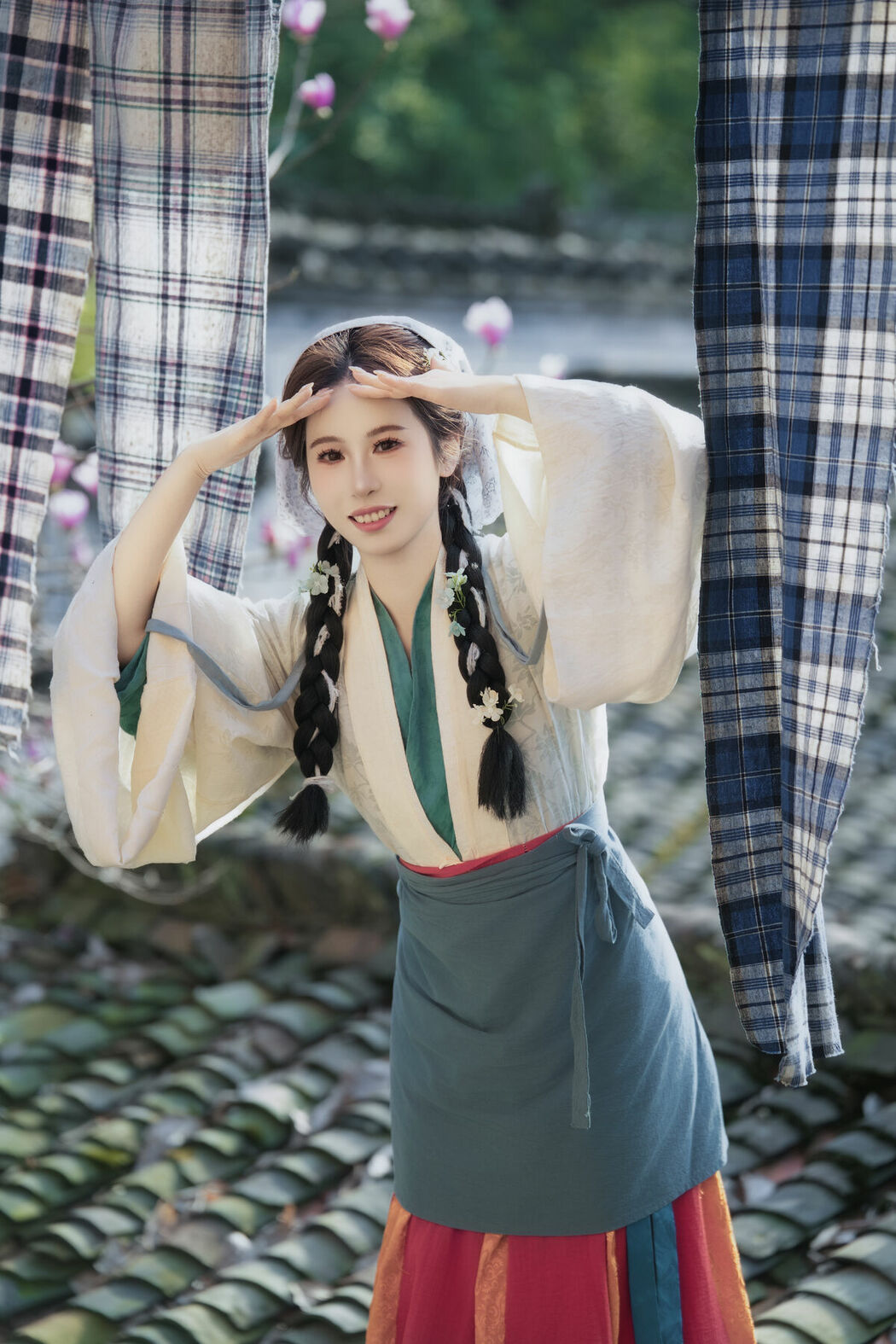 YiTuYu艺图语 Vol.8774 Cui Xiao Li (17P)