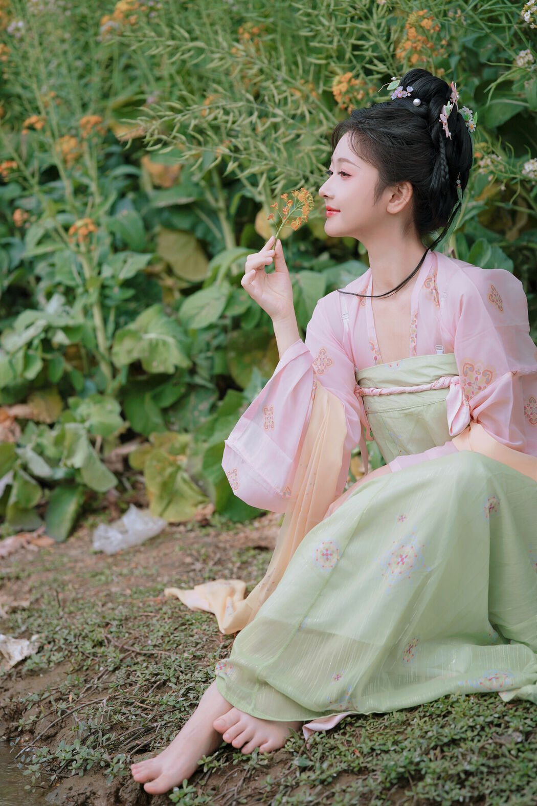 YiTuYu艺图语 Vol.8767 Xuan Wo Ming Zi (48P)