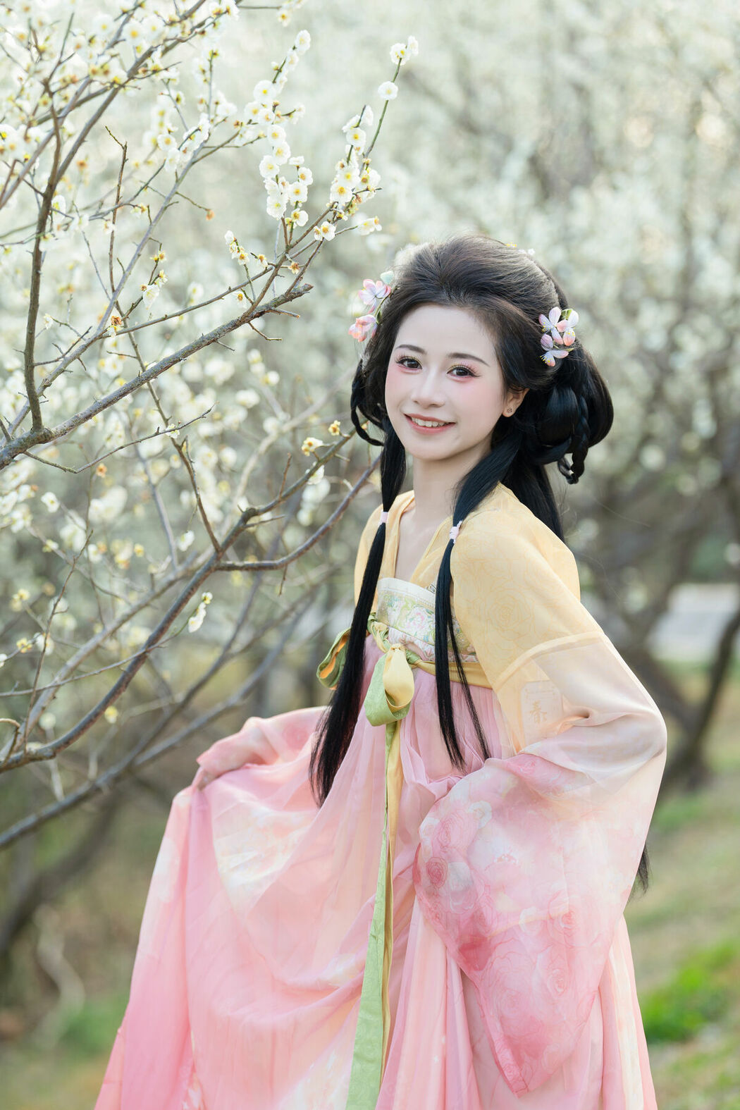 YiTuYu艺图语 Vol.8769 Shu Shu Jiang (32P)