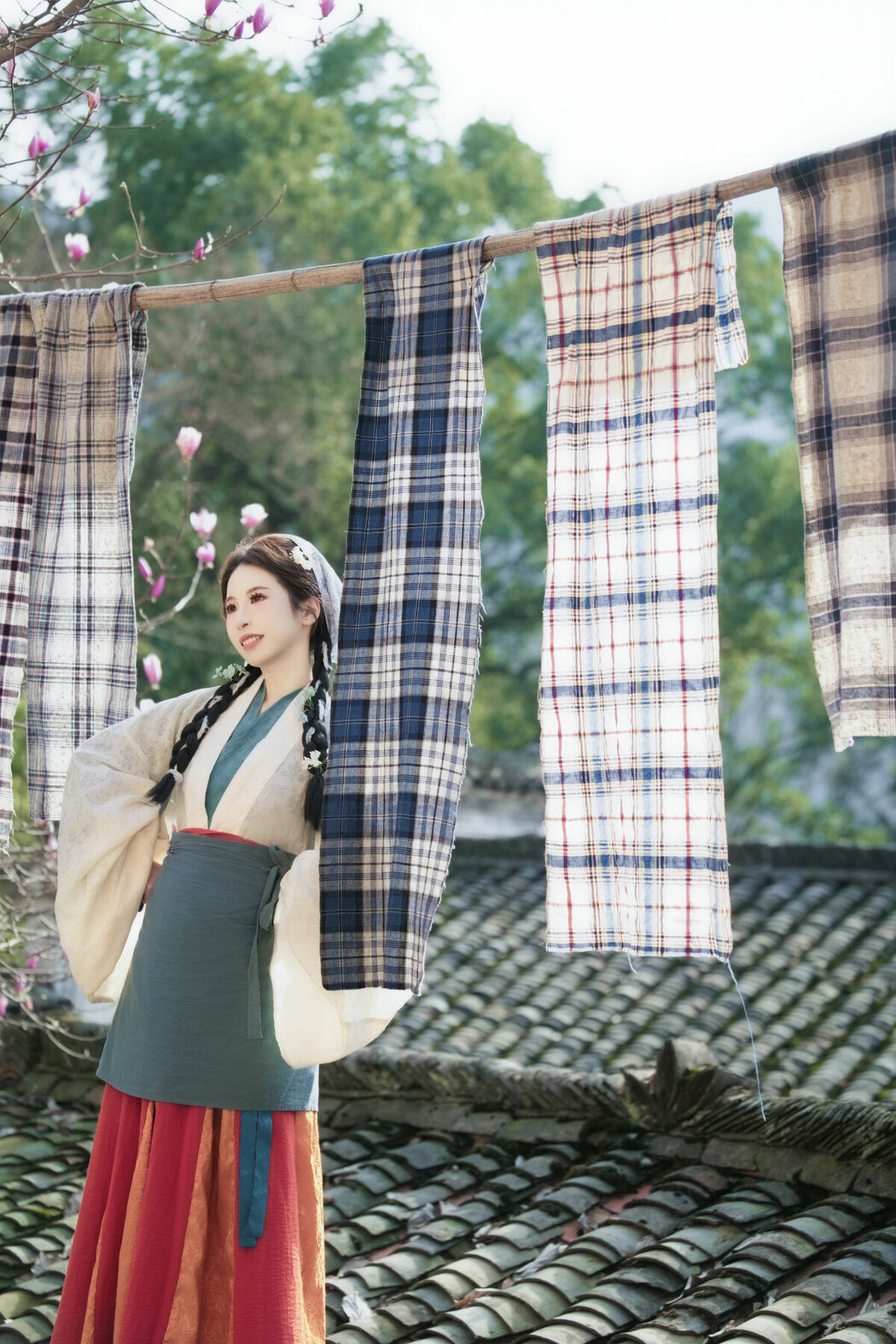 YiTuYu艺图语 Vol.8774 Cui Xiao Li (17P)