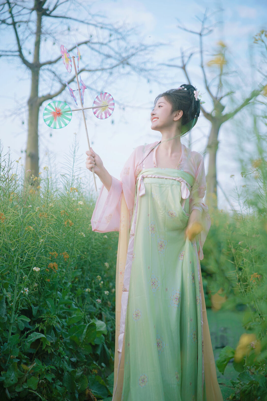 YiTuYu艺图语 Vol.8767 Xuan Wo Ming Zi (48P)