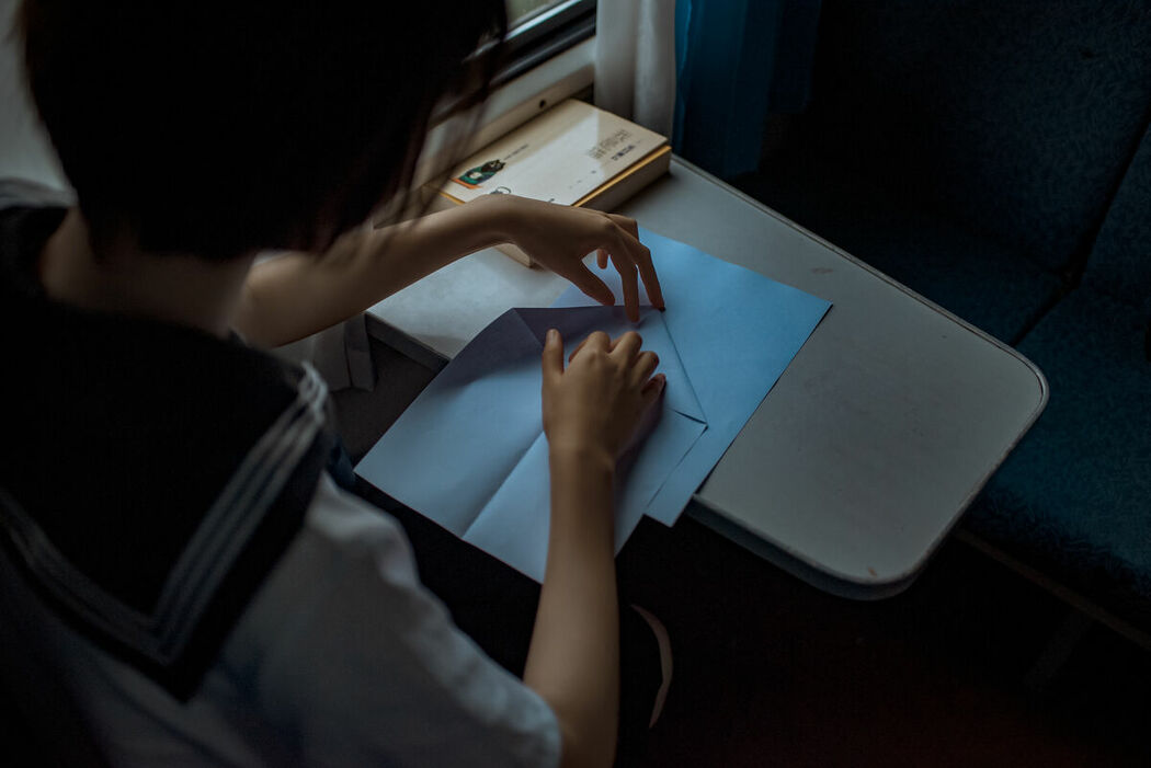 YiTuYu艺图语 Vol.8803 Yi Ming (37P)