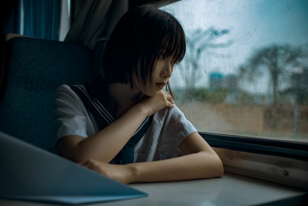 YiTuYu艺图语 Vol.8803 Yi Ming (37P)