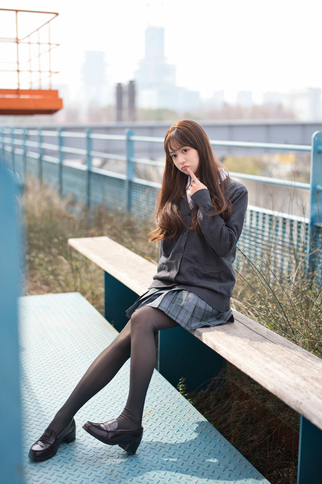 YiTuYu艺图语 Vol.8824 Xiao Yi (49P)