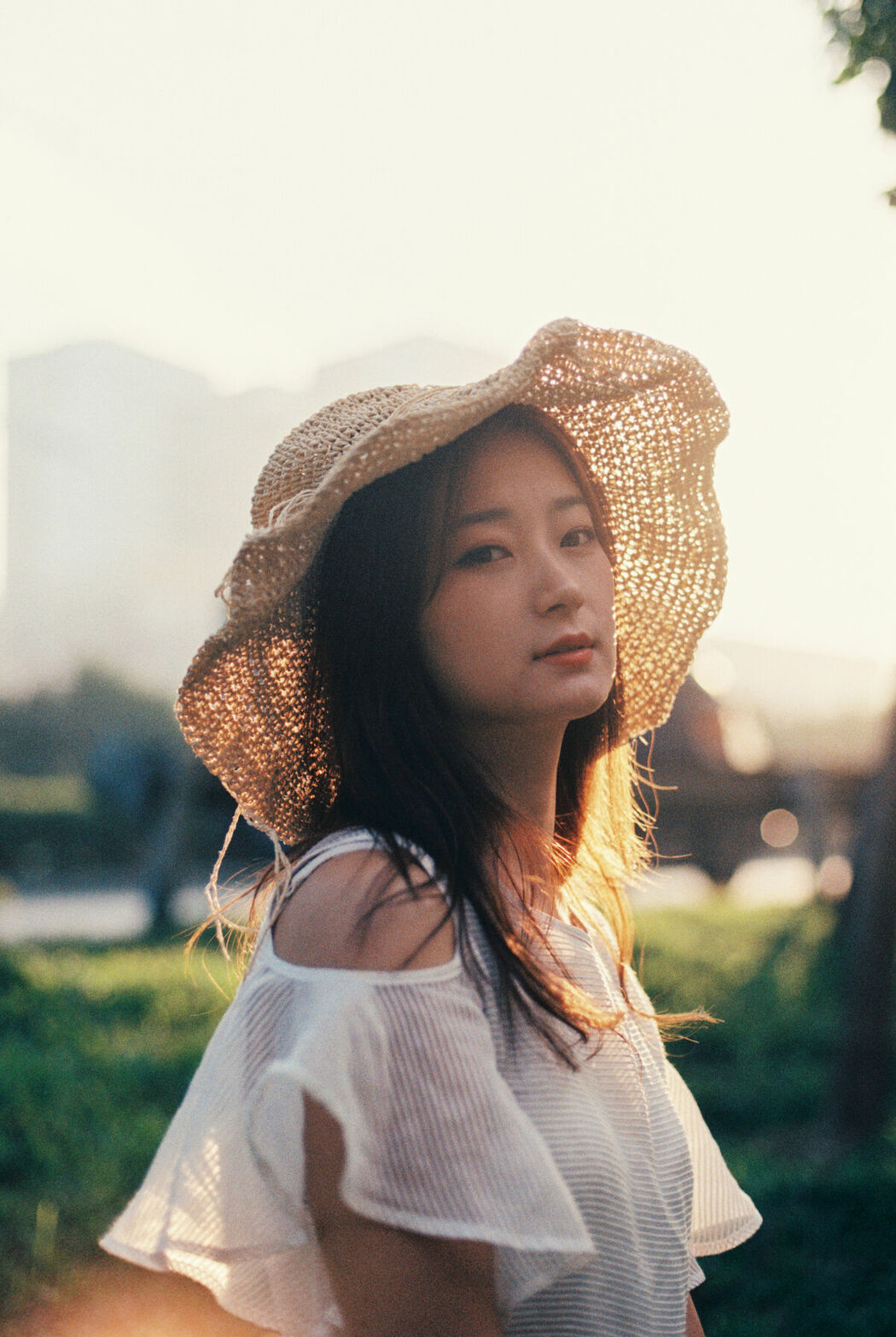 YiTuYu艺图语 Vol.8801 Xiao Ming (26P)