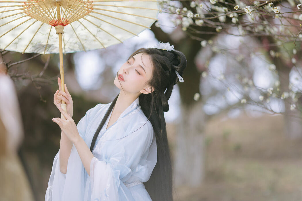 YiTuYu艺图语 Vol.8811 Wu Qiao Bu Cheng Hu (20P)