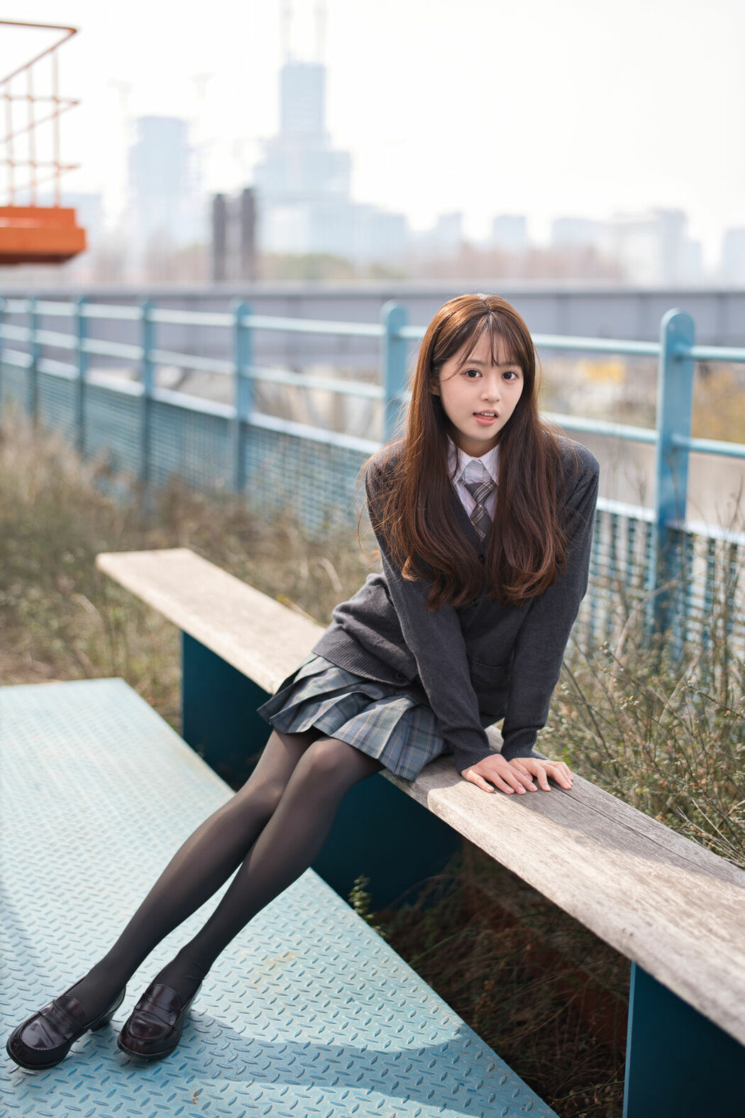 YiTuYu艺图语 Vol.8824 Xiao Yi (49P)