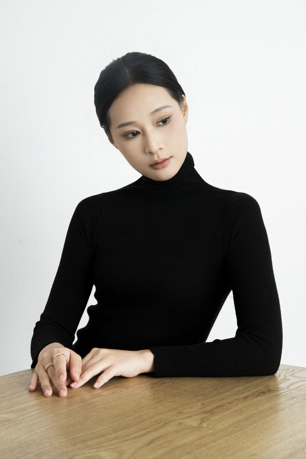 YiTuYu艺图语 Vol.8805 Yi Ming (25P)