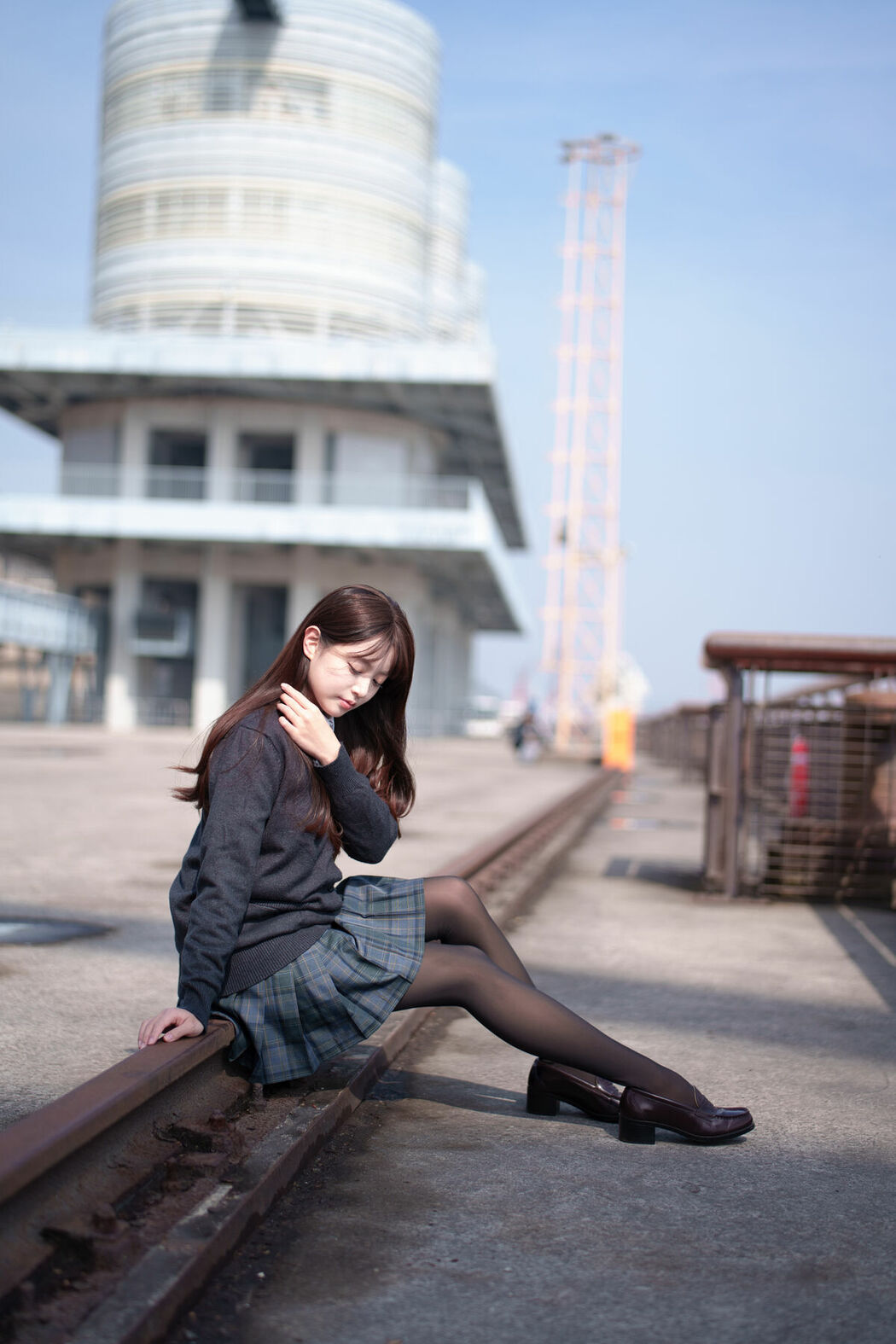 YiTuYu艺图语 Vol.8824 Xiao Yi (49P)