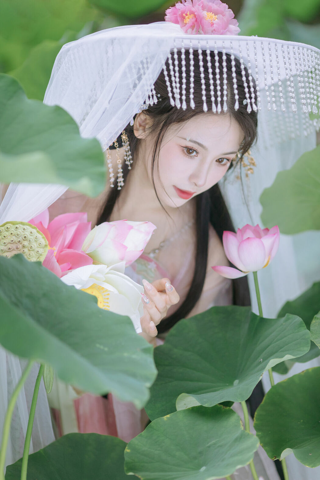 YiTuYu艺图语 Vol.8804 Yi Ming (21P)