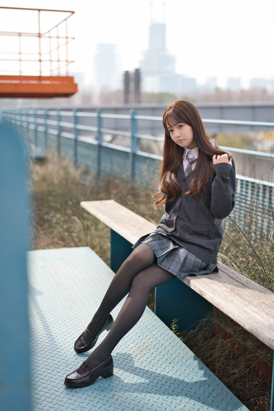 YiTuYu艺图语 Vol.8824 Xiao Yi (49P)