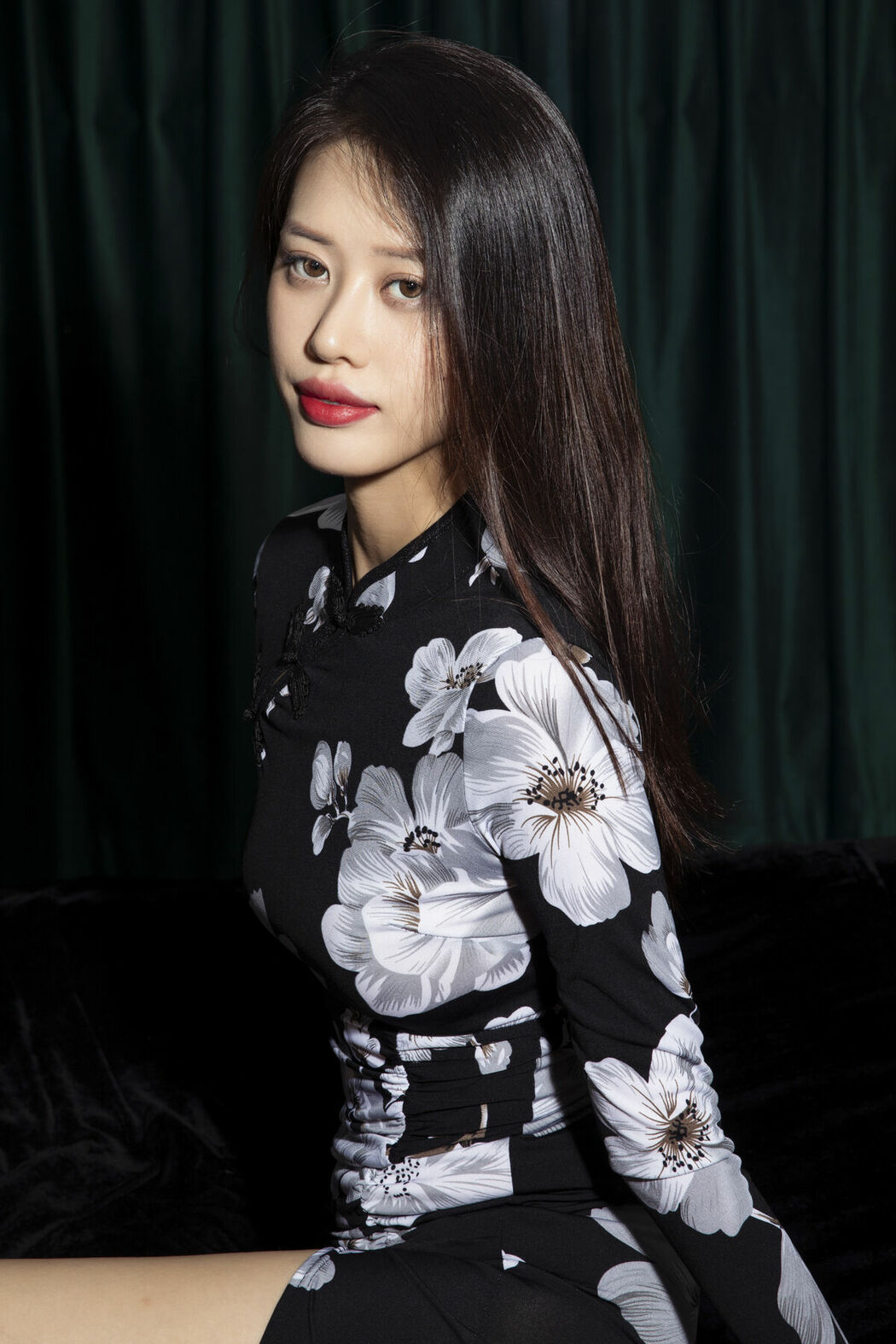 YiTuYu艺图语 Vol.8809 Chenaling_CL (30P)