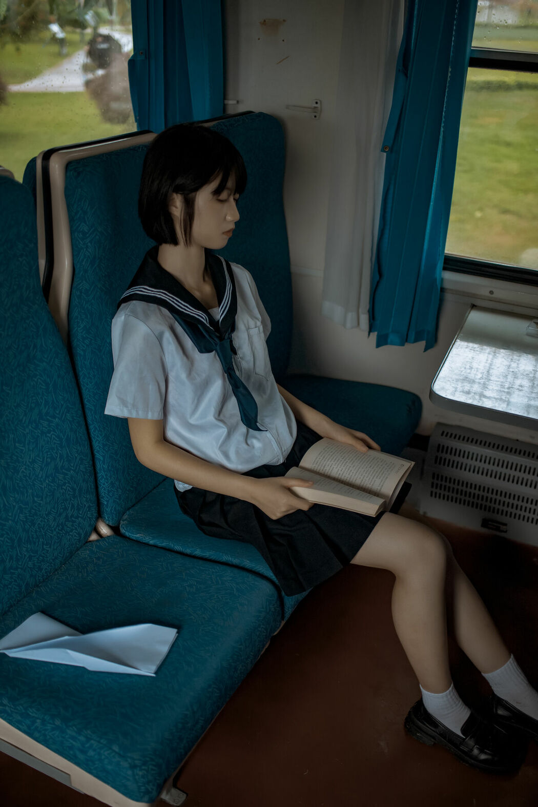 YiTuYu艺图语 Vol.8803 Yi Ming (37P)