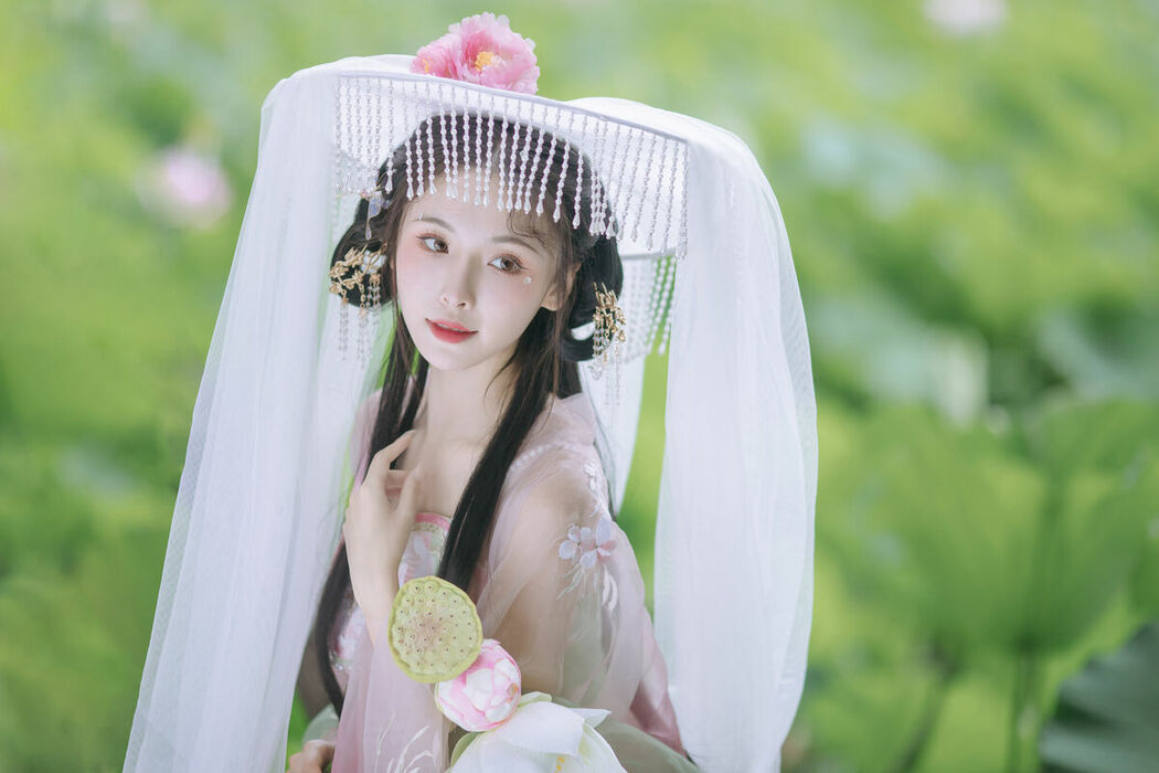 YiTuYu艺图语 Vol.8804 Yi Ming (21P)