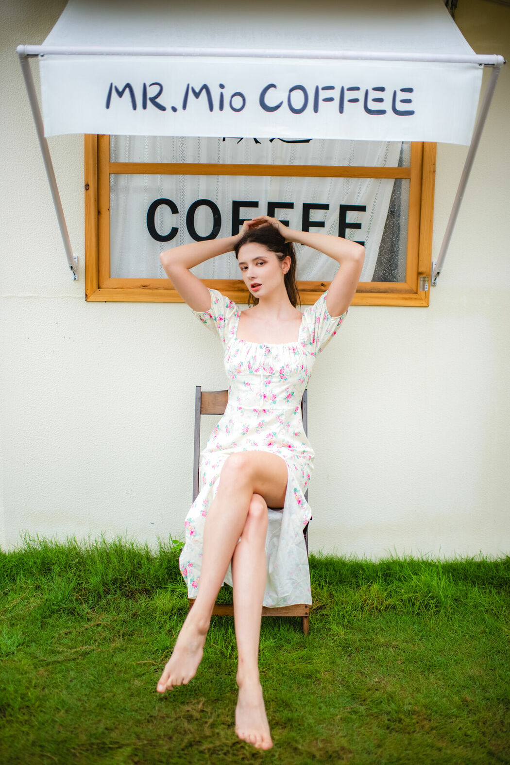 YiTuYu艺图语 Vol.8812 She Mi Tuo Wa (24P)