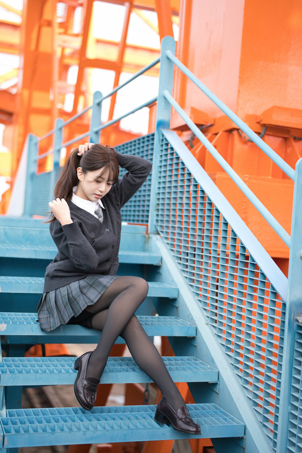 YiTuYu艺图语 Vol.8824 Xiao Yi (49P)