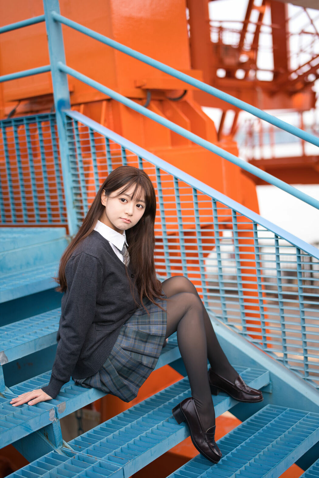 YiTuYu艺图语 Vol.8824 Xiao Yi (49P)