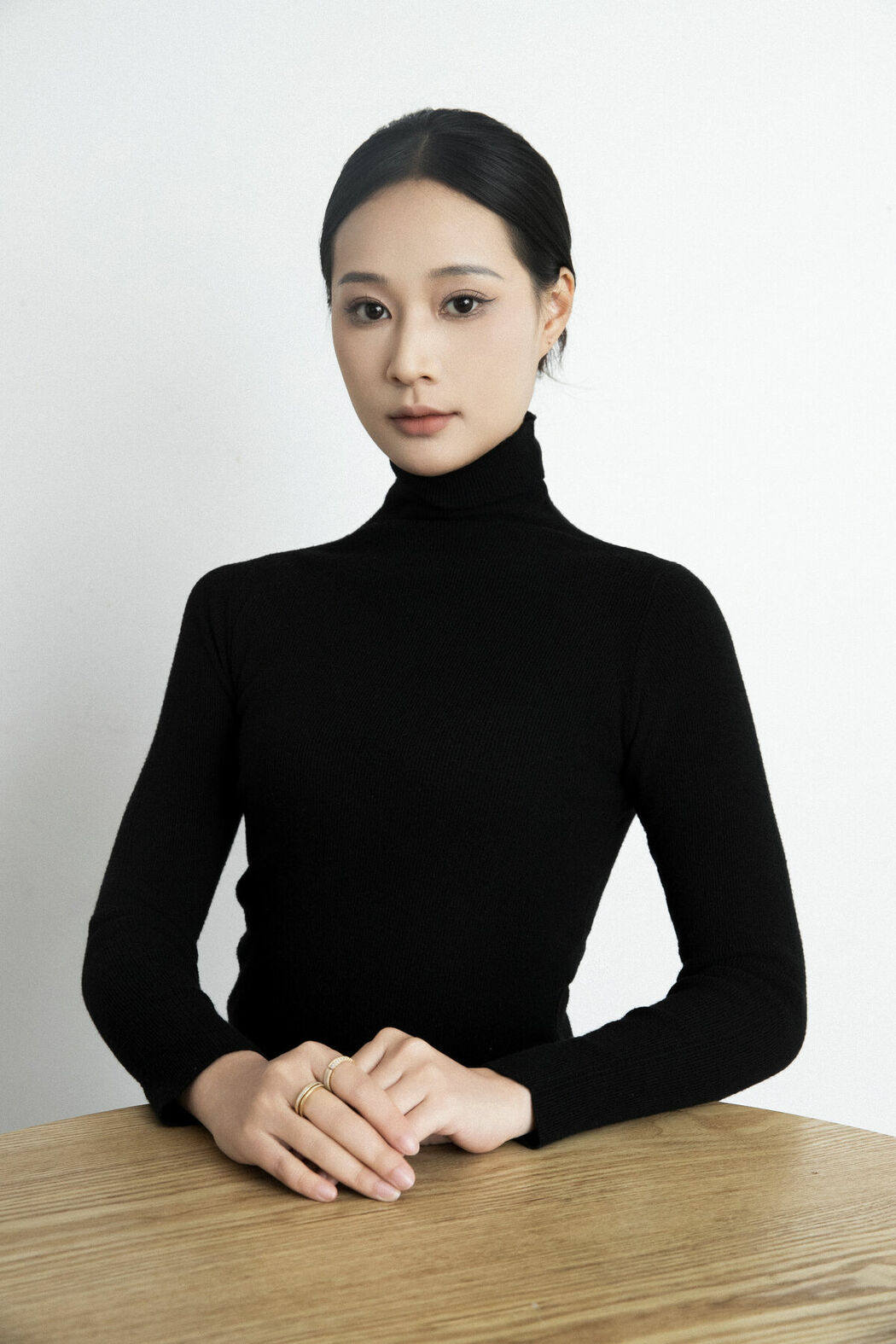 YiTuYu艺图语 Vol.8805 Yi Ming (25P)