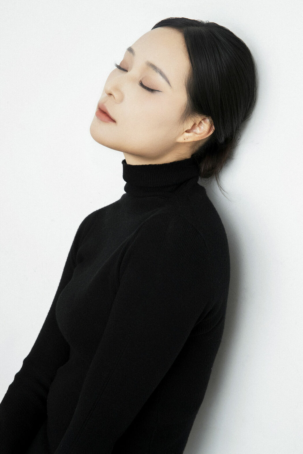 YiTuYu艺图语 Vol.8805 Yi Ming (25P)