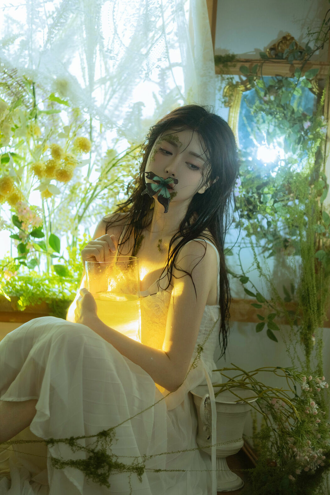 YiTuYu艺图语 Vol.8825 Xing Zhi Ka Tao (23P)