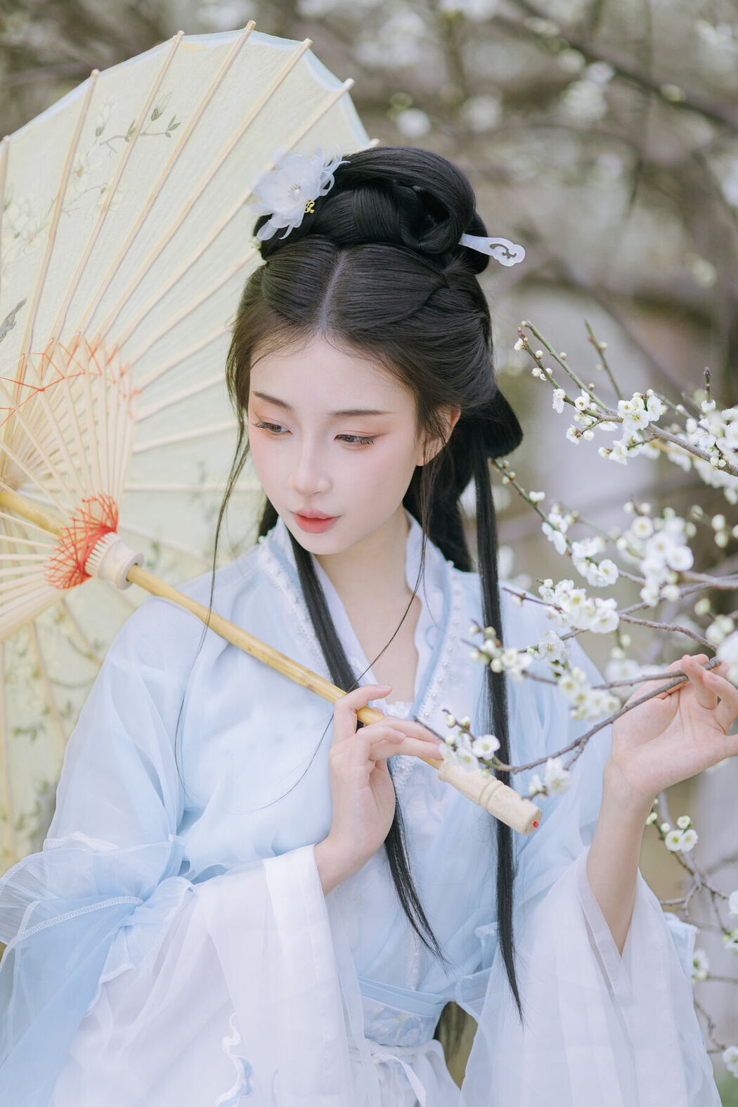 YiTuYu艺图语 Vol.8811 Wu Qiao Bu Cheng Hu (20P)