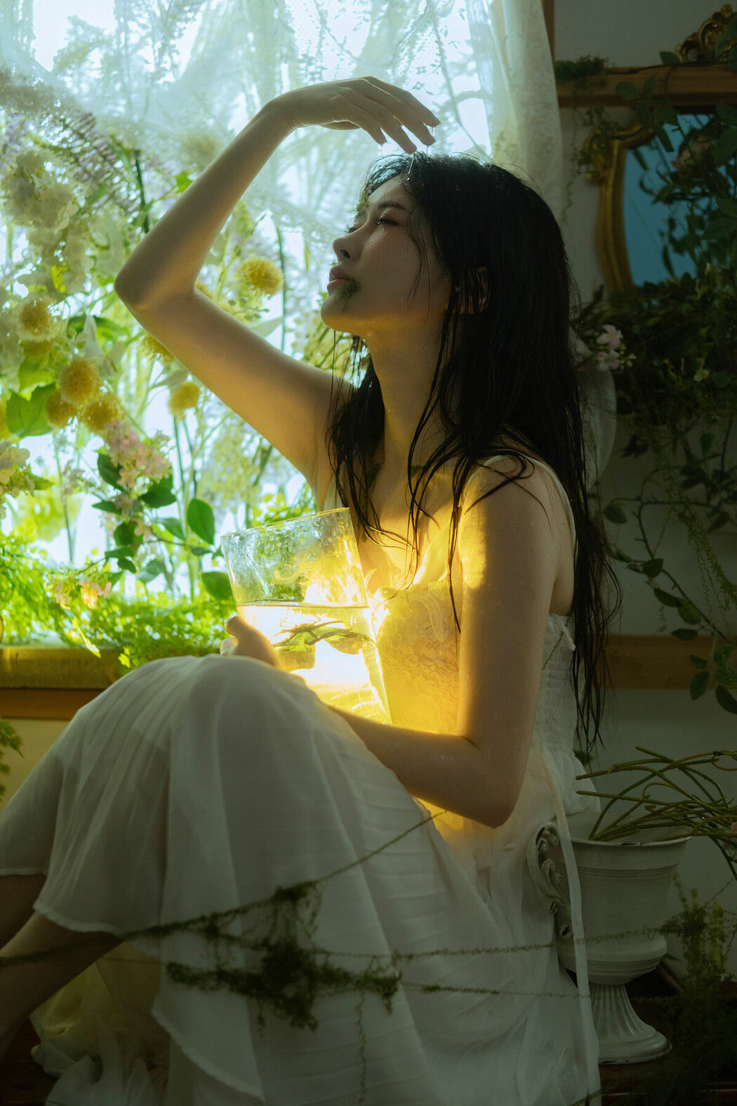 YiTuYu艺图语 Vol.8825 Xing Zhi Ka Tao (23P)