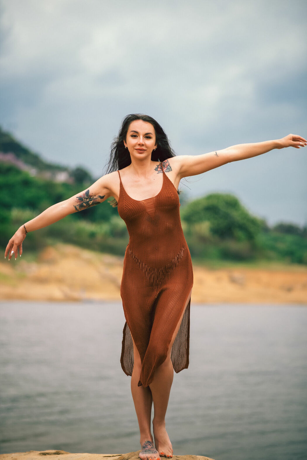 YiTuYu艺图语 Vol.8807 Kai Li (18P)