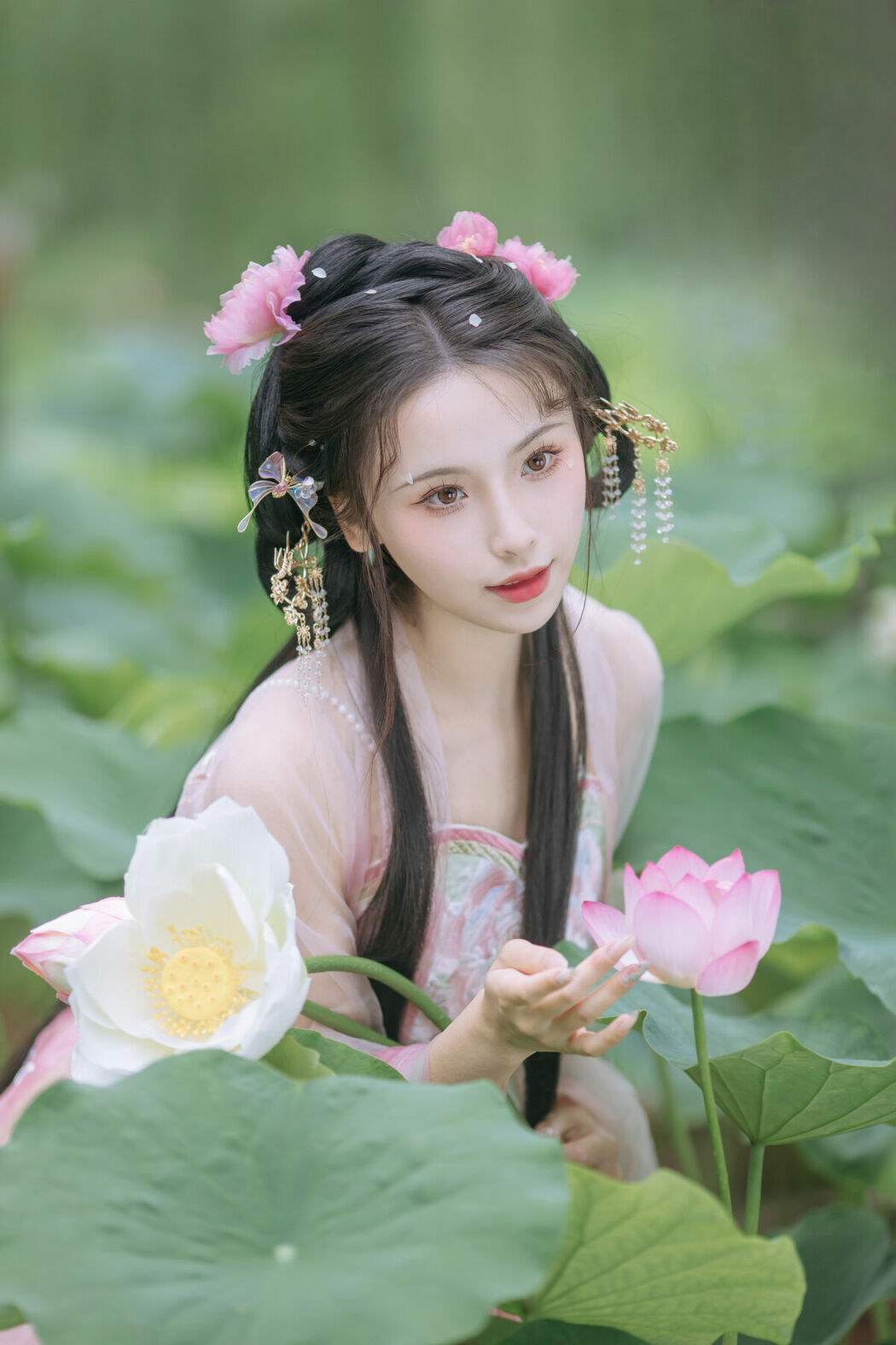 YiTuYu艺图语 Vol.8804 Yi Ming (21P)