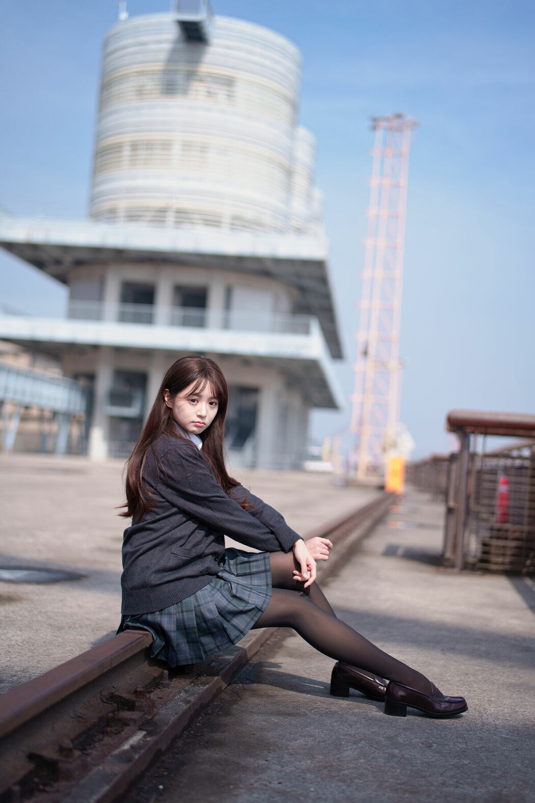 YiTuYu艺图语 Vol.8824 Xiao Yi (49P)