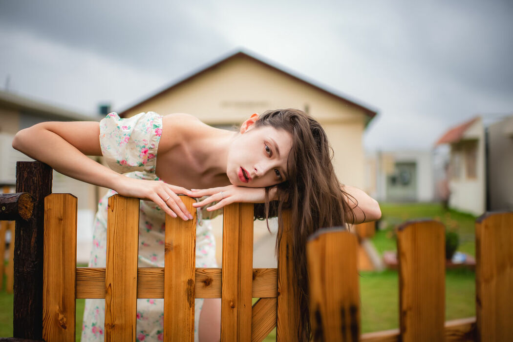 YiTuYu艺图语 Vol.8812 She Mi Tuo Wa (24P)