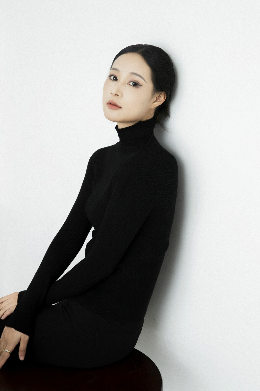 YiTuYu艺图语 Vol.8805 Yi Ming (25P)