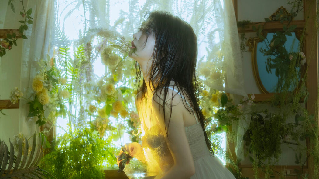 YiTuYu艺图语 Vol.8825 Xing Zhi Ka Tao (23P)