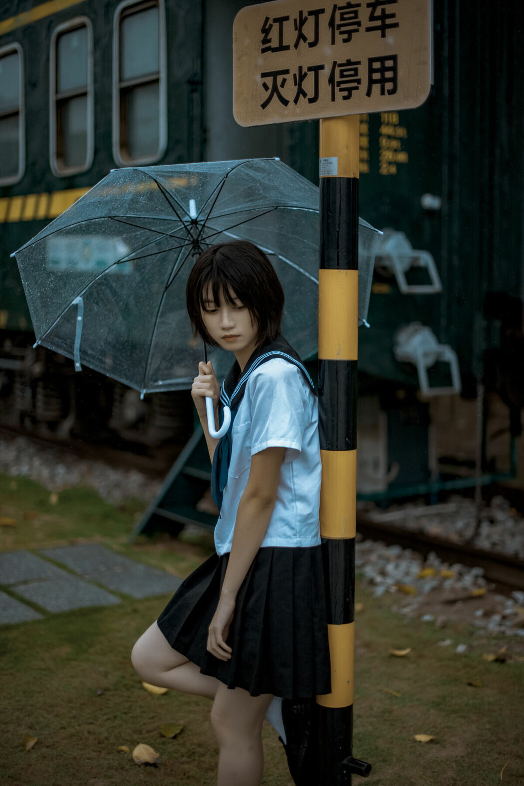 YiTuYu艺图语 Vol.8803 Yi Ming (37P)