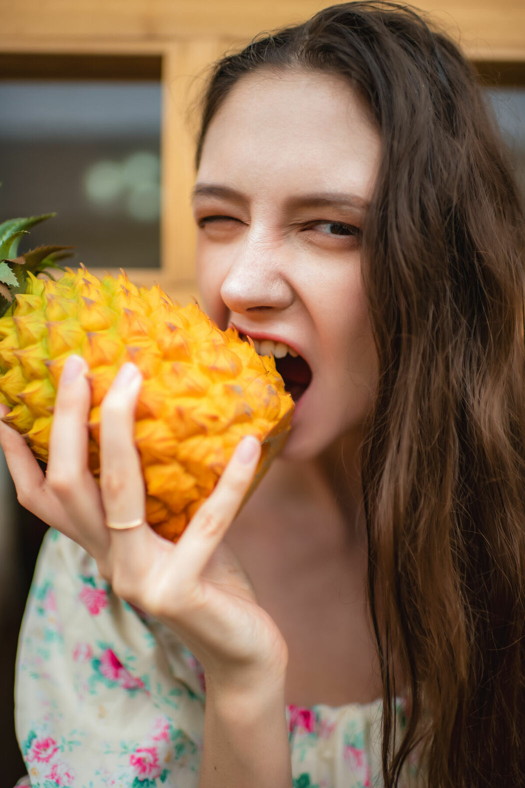 YiTuYu艺图语 Vol.8812 She Mi Tuo Wa (24P)