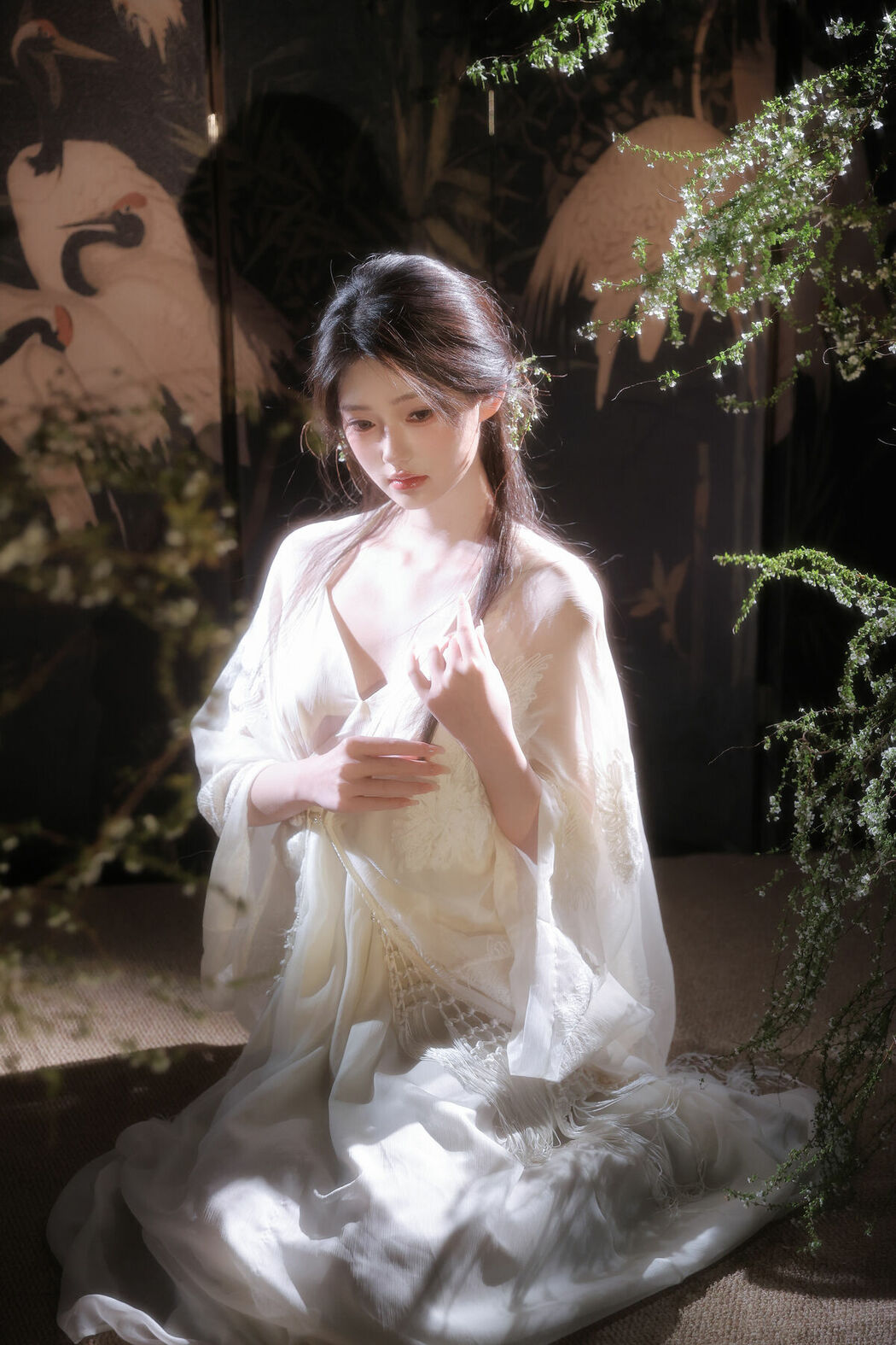 YiTuYu艺图语 Vol.8827 Jia Yi (15P)