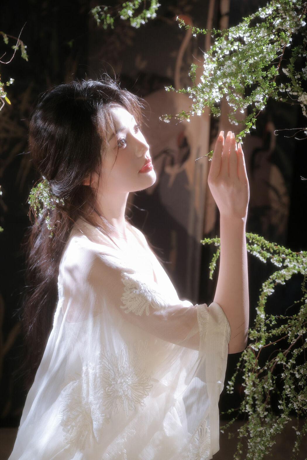 YiTuYu艺图语 Vol.8827 Jia Yi (15P)