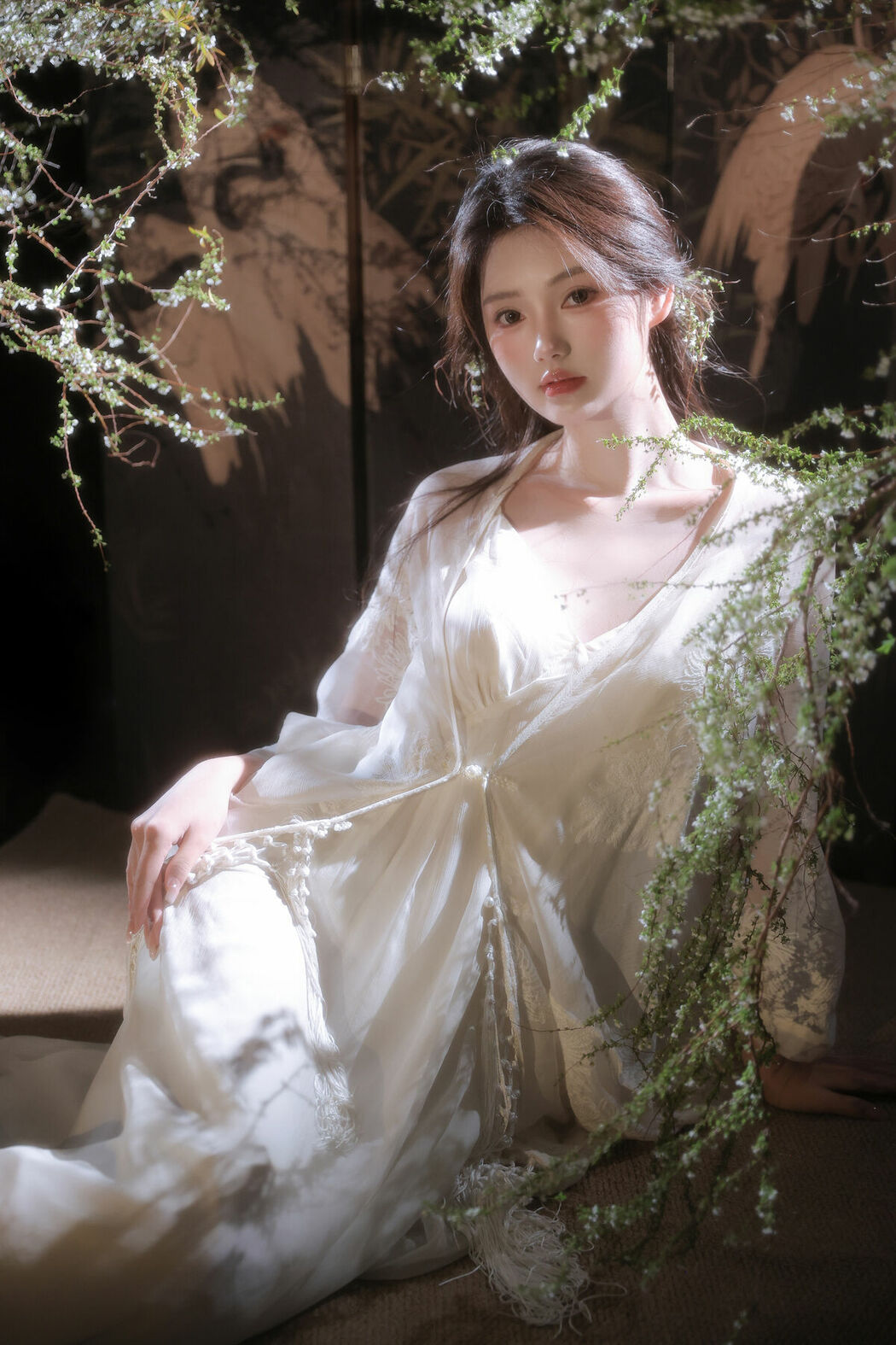 YiTuYu艺图语 Vol.8827 Jia Yi (15P)