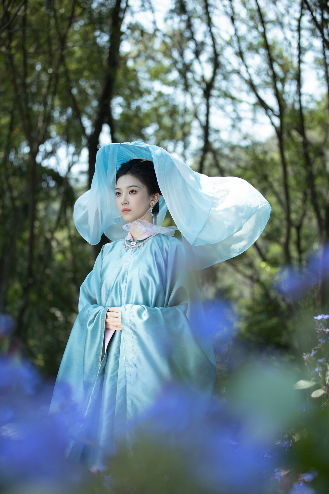 YiTuYu艺图语 Vol.8831 Zhi Zhi Qi (30P)