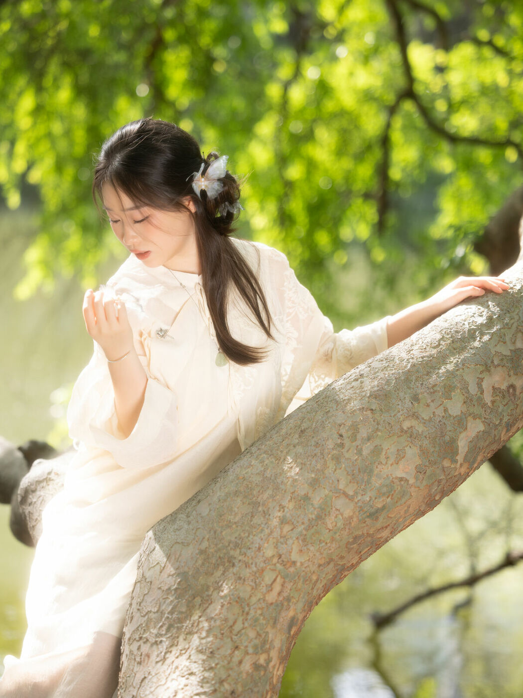 YiTuYu艺图语 Vol.8828 Qiu Qiu (21P)