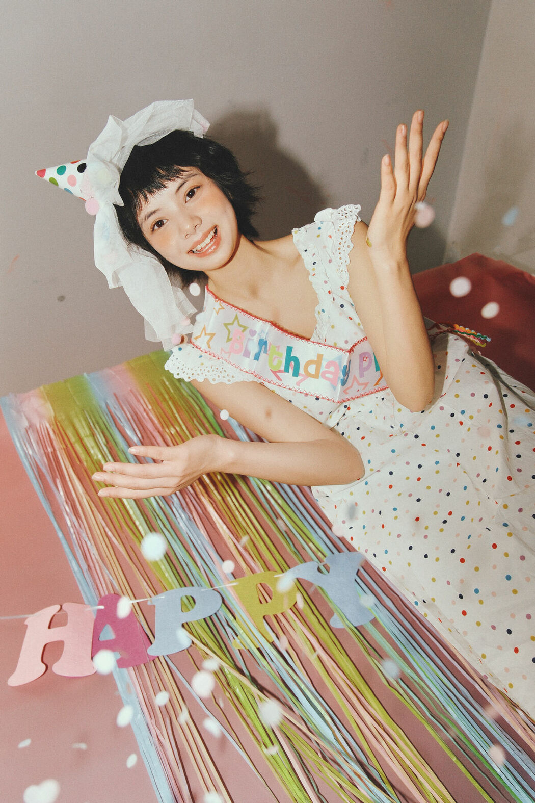 YiTuYu艺图语 Vol.8829 YiYi (25P)