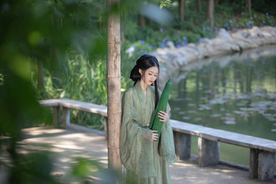 YiTuYu艺图语 Vol.8832 Yi Ming (36P)