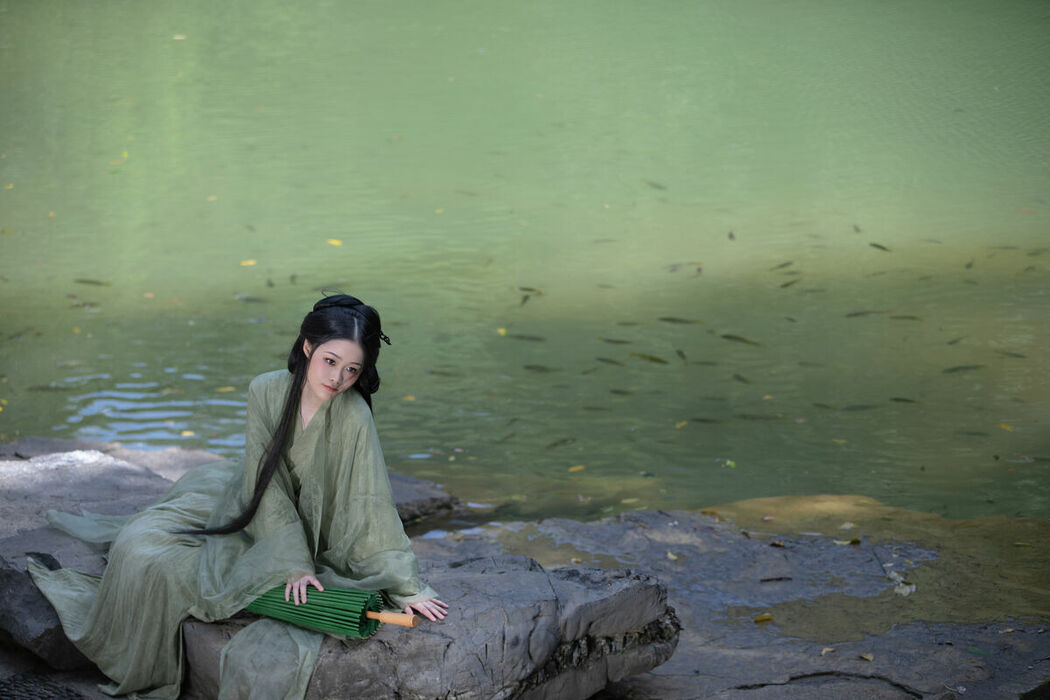 YiTuYu艺图语 Vol.8832 Yi Ming (36P)