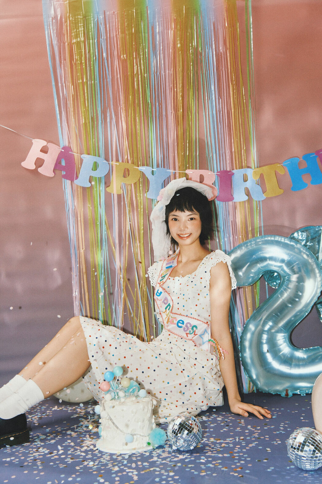 YiTuYu艺图语 Vol.8829 YiYi (25P)