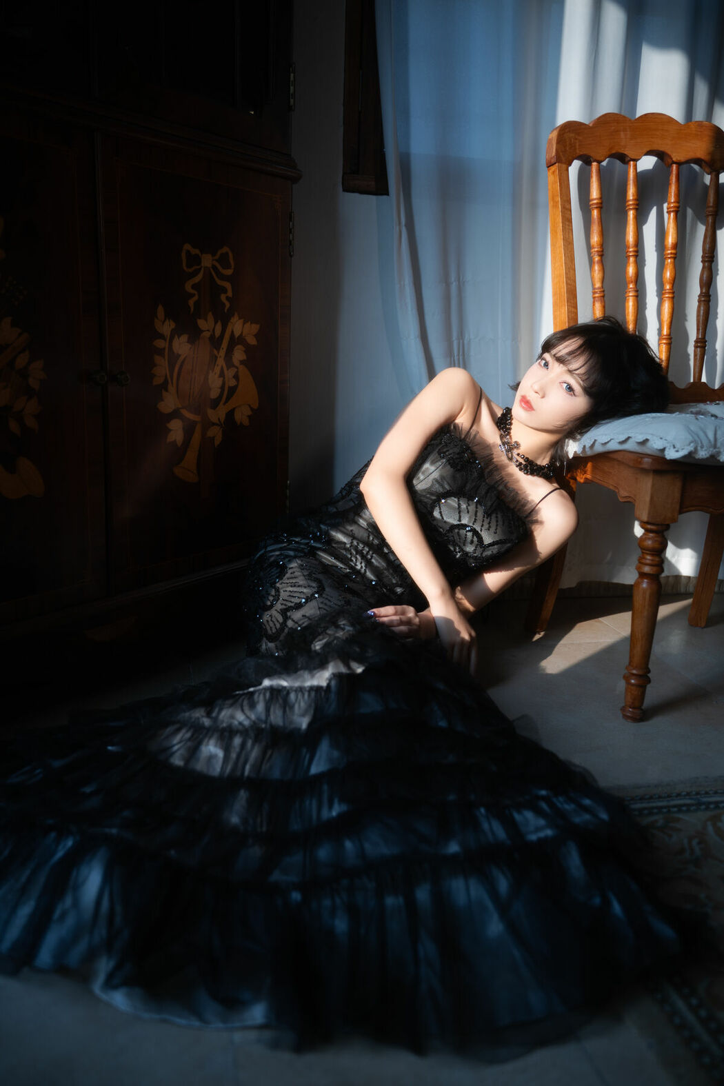 YiTuYu艺图语 Vol.8835 Yi Ming (28P)