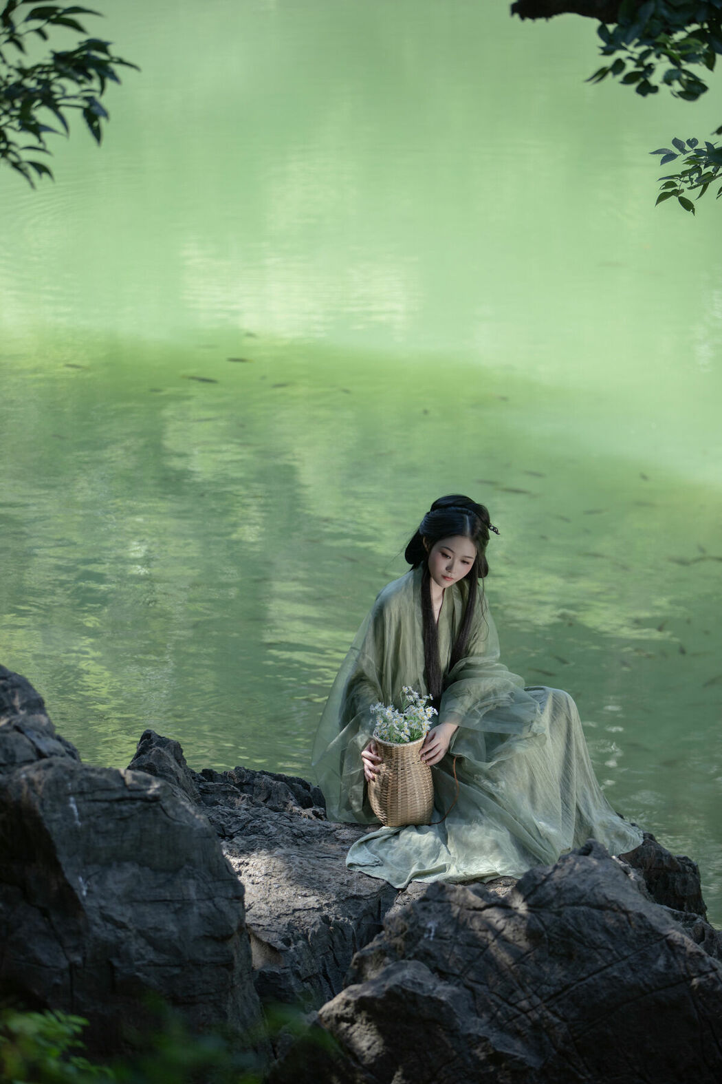 YiTuYu艺图语 Vol.8832 Yi Ming (36P)